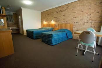 The Club Motor Motel